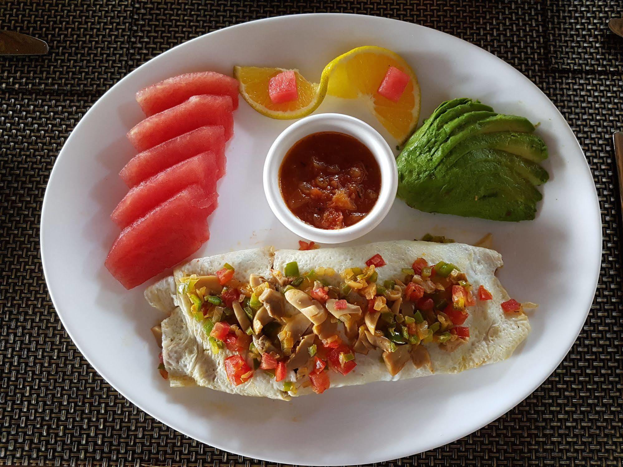 Banana Palms Hotel 4*