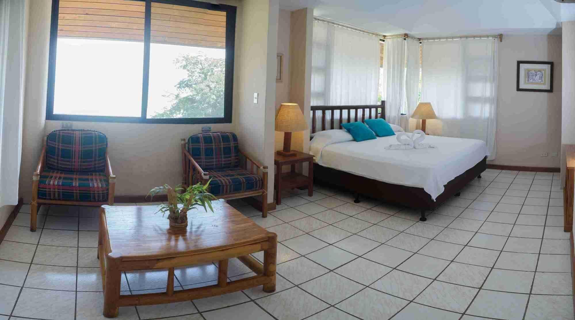Banana Palms Hotel Rio Dulce
