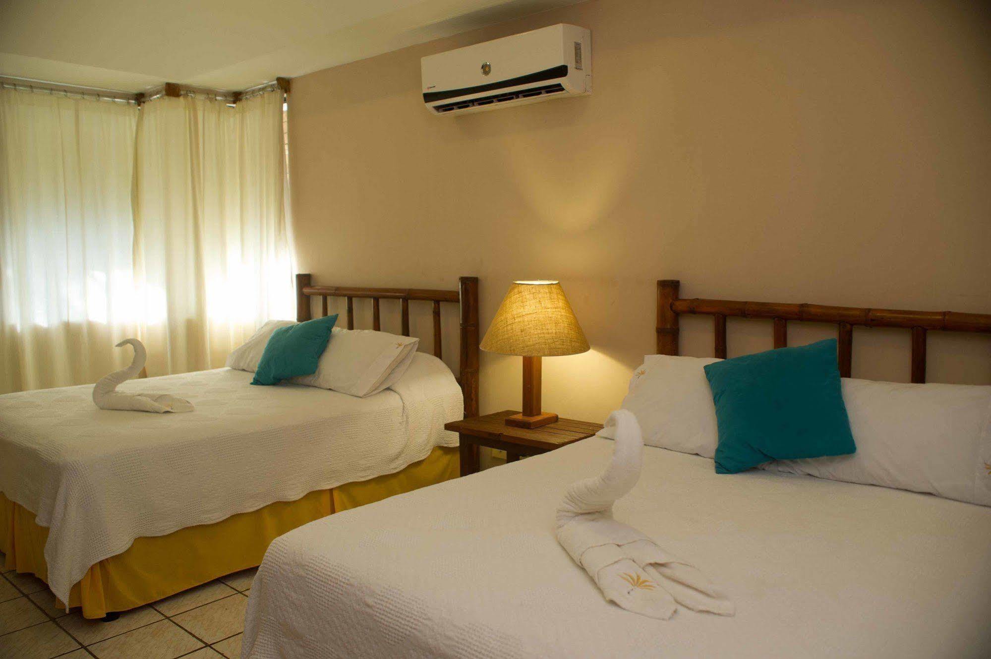 Hotel Banana Palms 4*